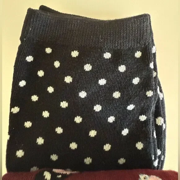Kate Spade 3 Pack Crew Socks, High Heel Print, Black Polka Dot & Red NWT - Picture 2 of 5